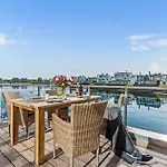 Treibholz: Meerblick, Dachterrasse, Bootsanleger, Badeleiter, Sauna * オルペニッツ