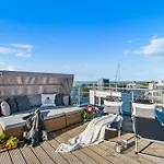 Treibholz: Meerblick, Dachterrasse, Bootsanleger, Badeleiter, Sauna Olpenitz