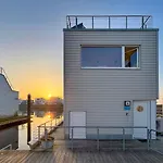 Σπίτι διακοπών Treibholz: Meerblick, Dachterrasse, Bootsanleger, Badeleiter, Sauna *