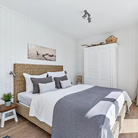 Treibholz: Meerblick, Dachterrasse, Bootsanleger, Badeleiter, Sauna Semesterbostad *
