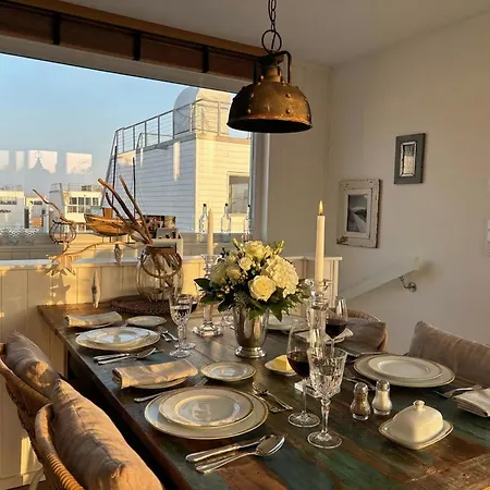 Treibholz: Meerblick, Dachterrasse, Bootsanleger, Badeleiter, Sauna Olpenitz