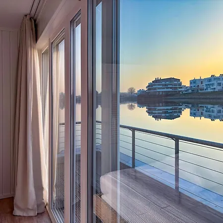 Treibholz: Meerblick, Dachterrasse, Bootsanleger, Badeleiter, Sauna Сasa de vacaciones