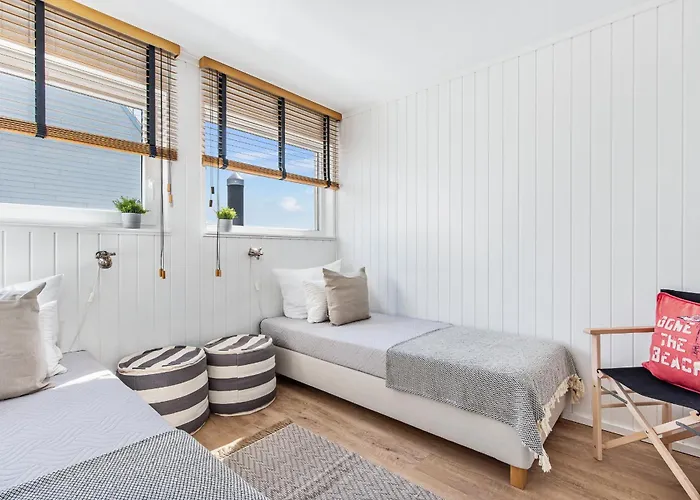 Treibholz: Meerblick, Dachterrasse, Bootsanleger, Badeleiter, Sauna