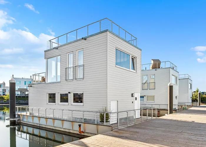 Treibholz: Meerblick, Dachterrasse, Bootsanleger, Badeleiter, Sauna Casa vacanze Olpenitz