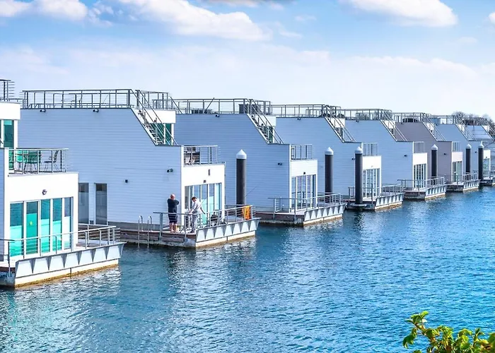 Treibholz: Meerblick, Dachterrasse, Bootsanleger, Badeleiter, Sauna Olpenitz